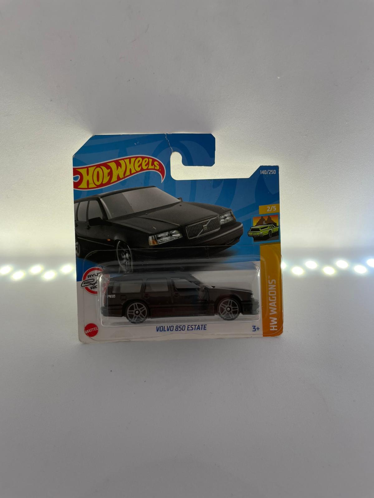Hot Wheels HW Wagons Volvo 850 Estate (Variant)